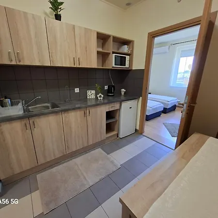 Tölgyfa 4*