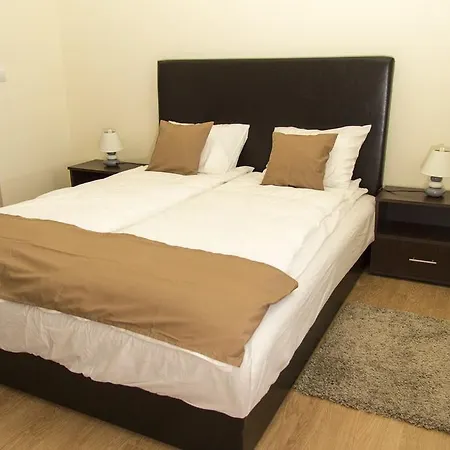 בית הארחה Toelgyfa Vendeghaz קישקורוש