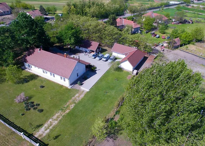 Tölgyfa Casa de hóspedes Kiskoros